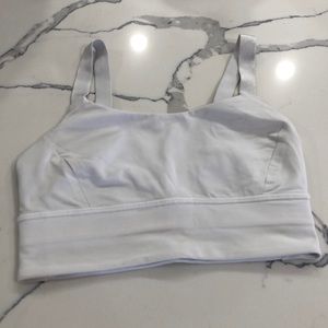 White lululemon sport bra